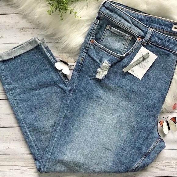 ASOS Denim - 🎉HP🎉ASOS Distressed Cropped Denim Jeans Plus 18